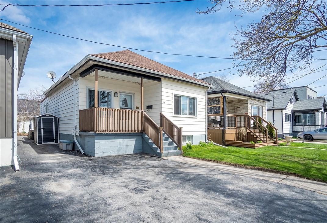16 Cozy Street, Welland, ON, L3B 4G8