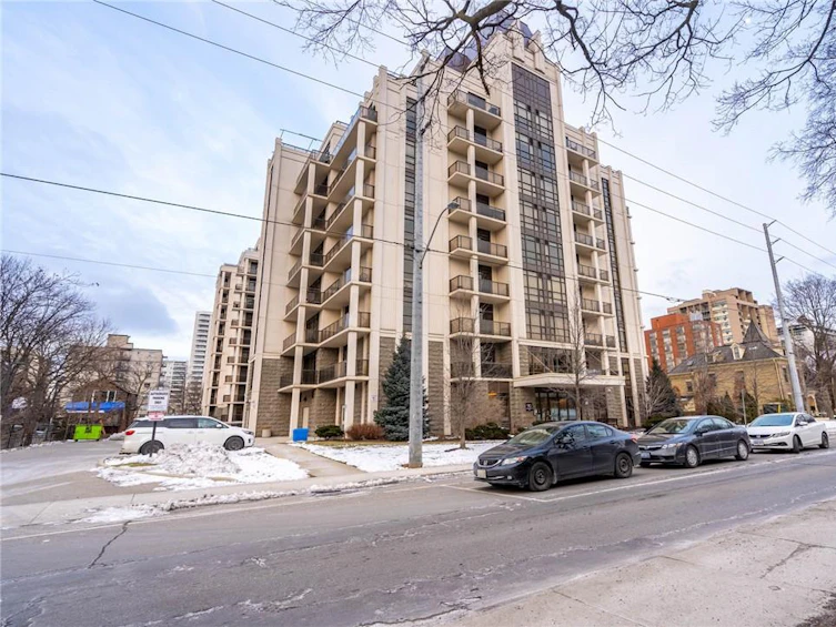 806-90 Charlton Avenue, Hamilton, ON, L8P 0B4