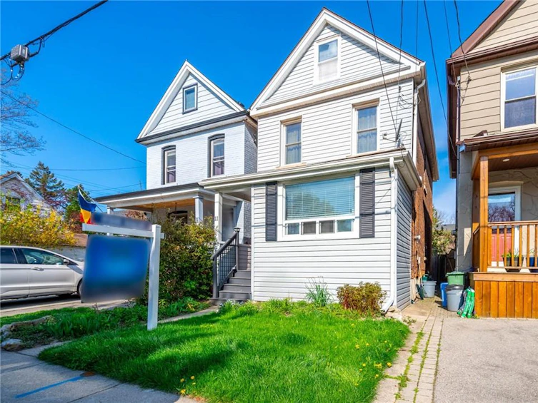 11 Hawthorne Avenue, Hamilton, ON, L8P 4P6