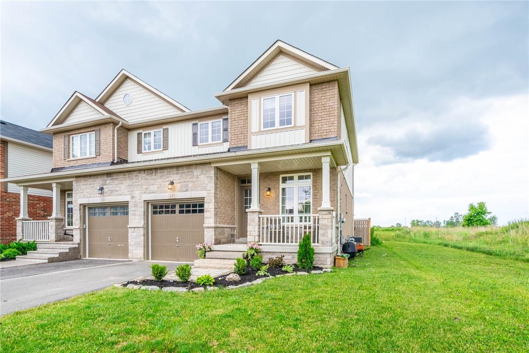 123 Bousfield Rise, Hamilton, ON, L8B 0T4