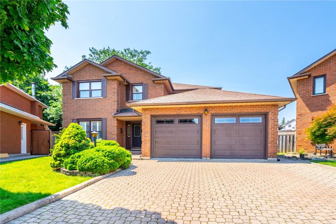 6 Cavalry Court, Hamilton, ON, L9B 1Z5