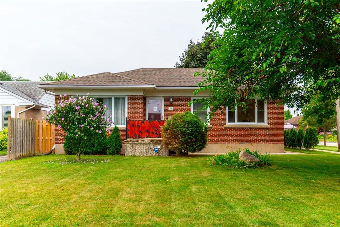 24 Cayuga Street, St. Catharines, ON, L2R 1G1