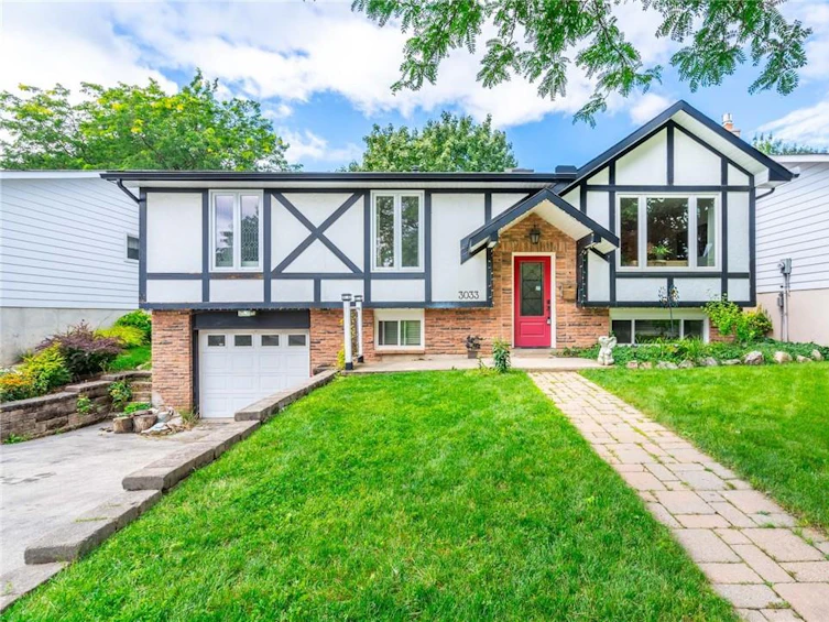 3033 Tecumseh Drive, Burlington, ON, L7N 3M3
