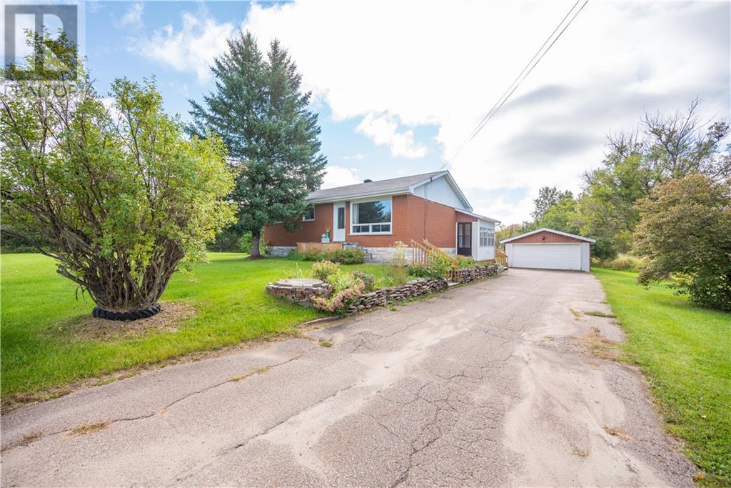 285 Foymount Road, Eganville, ON, House For Sale REW