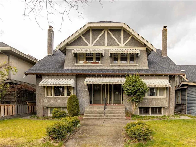 1827 West 12th Avenue, Vancouver, BC, V6J 2E7