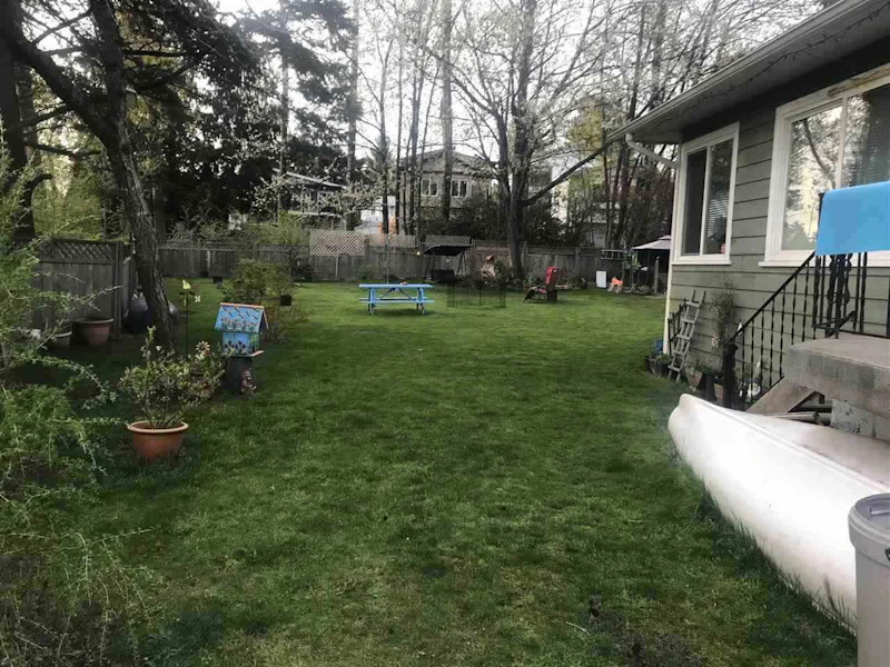722 Lougheed Highway, Coquitlam BC V3K 3S8