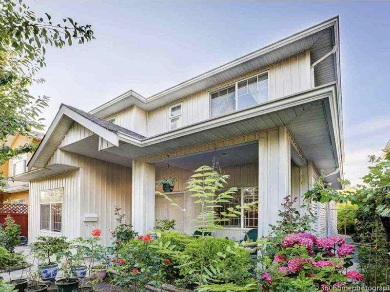 10631 Bridgeport Road, Richmond BC V6X 1S9