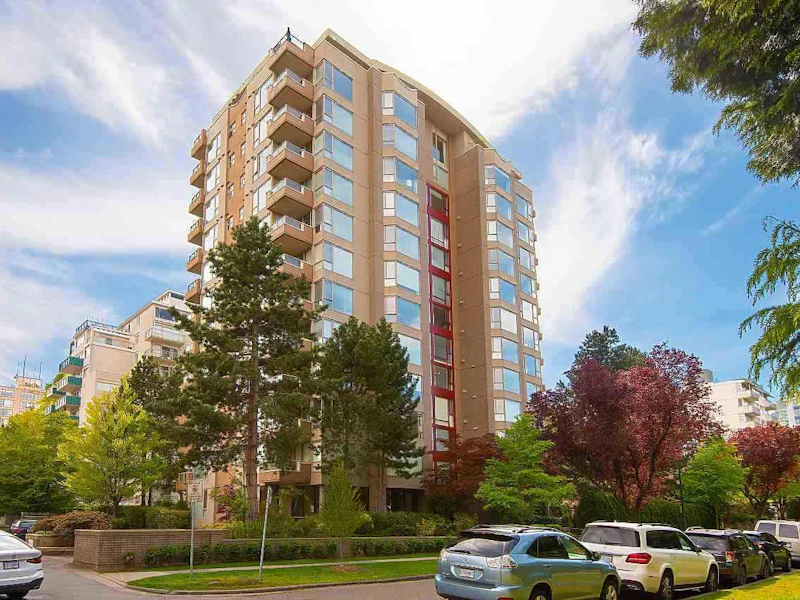 102 - 2108 W 38th Avenue, Vancouver BC V6M 1R9