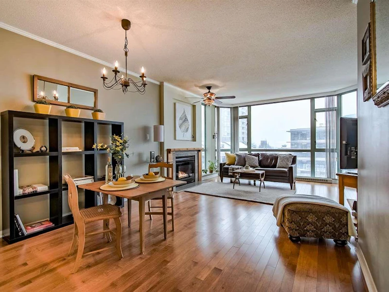 603 - 140 E 14th Street, North Vancouver BC V7L 2N3