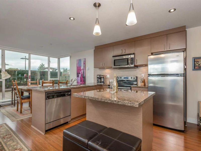 205 - 12069 Harris Road, Pitt Meadows BC V3Y 0C8