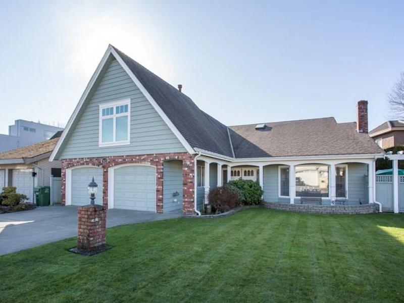 7615 Chelsea Road, Richmond BC V7C 3S7