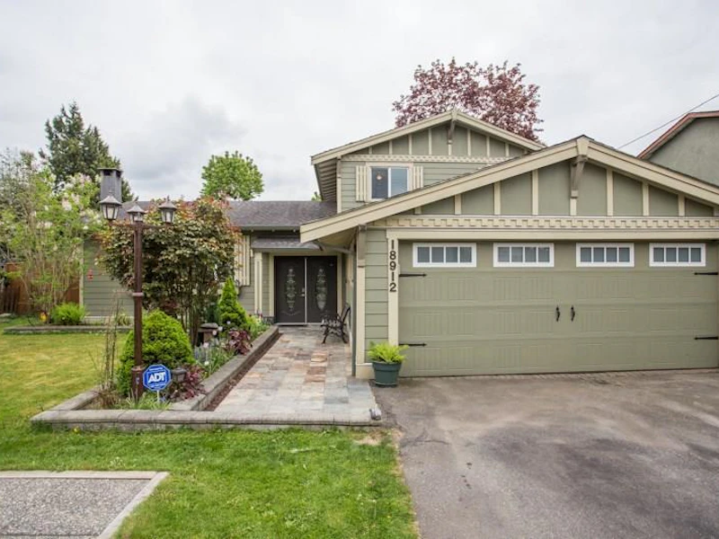 18912 Ford Road, Pitt Meadows BC V3Y 1W2