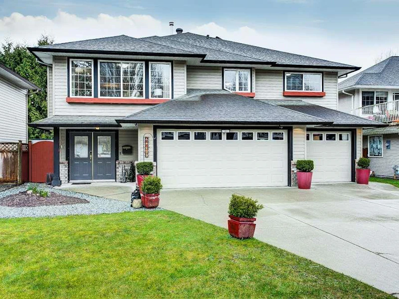 23810 114a Avenue, Maple Ridge BC V2W 1V3