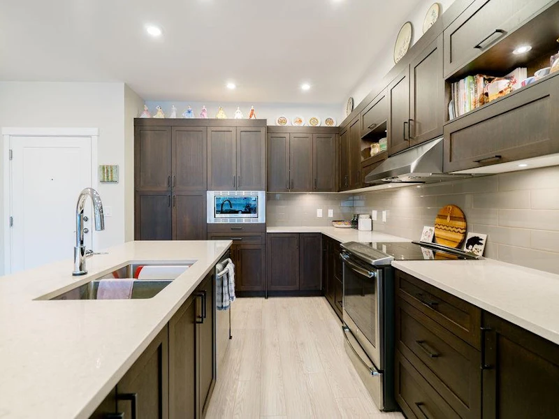 202 - 12367 224th Street, Maple Ridge BC