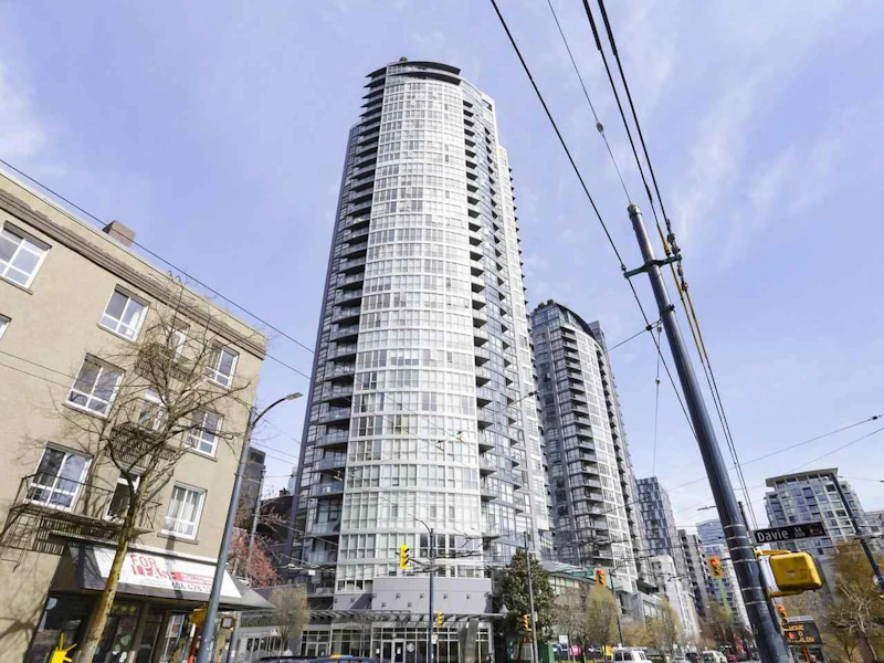 2408 - 1199 Seymour Street, Vancouver BC V6B 1K3