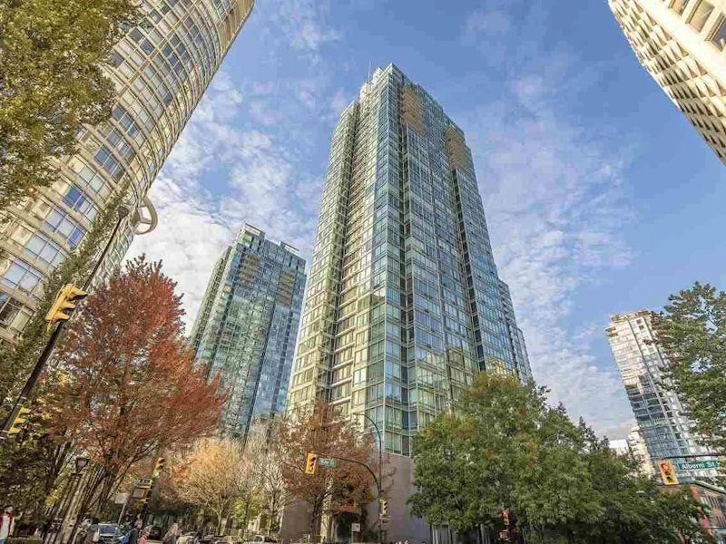 2604 - 1200 W Georgia Street, Vancouver BC V6E 4R2