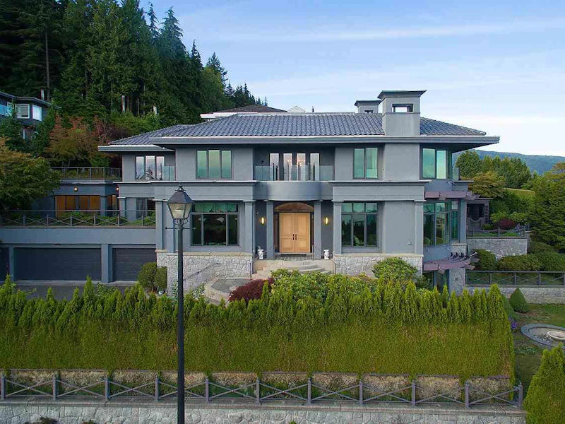 1507 Pinecrest Drive, West Vancouver BC V7S 3E8