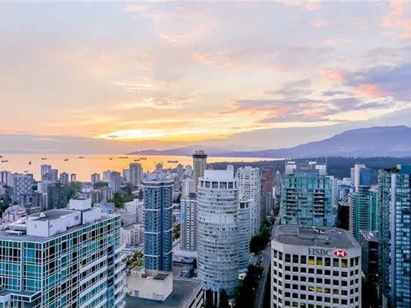 3907 - 1111 Alberni Street, Vancouver BC V6E 4V2
