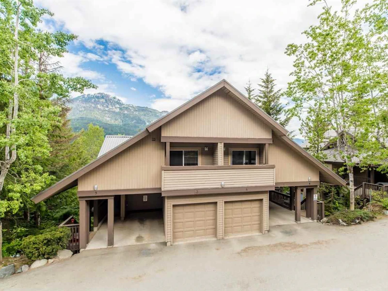 2 - 2240 Gondola Way, Whistler BC V0N 1B2