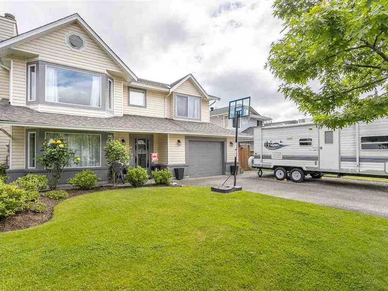 19677 Somerset Drive, Pitt Meadows BC V3Y 1B4