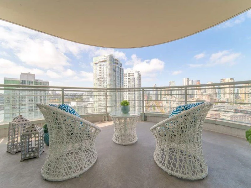 2203 - 1009 Expo Boulevard, Vancouver BC V6Z 2V9