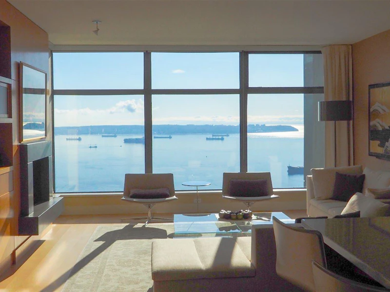 1001 - 3355 Cypress Place, West Vancouver BC V7S 3J9