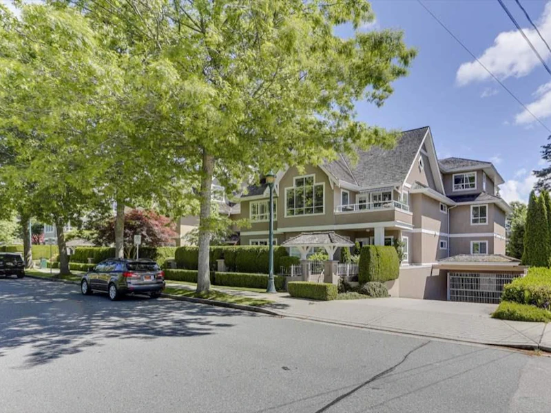 103 - 1250 55th Street, Delta BC V4M 3K3
