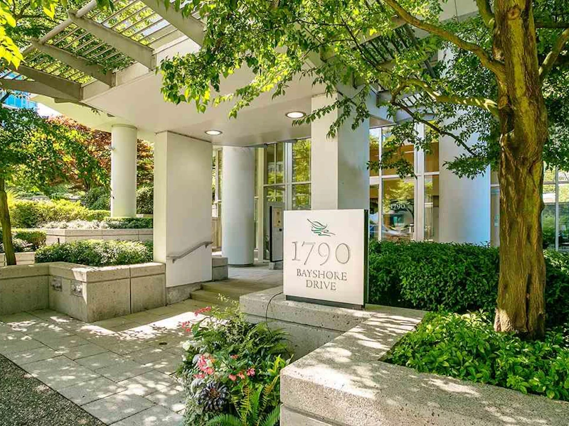 804 - 1790 Bayshore Drive, Vancouver BC V6G 3G5