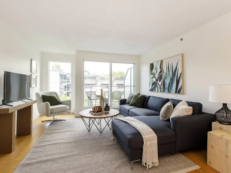 12 - 1355 W 4th Avenue, Vancouver BC V6H 3Y8