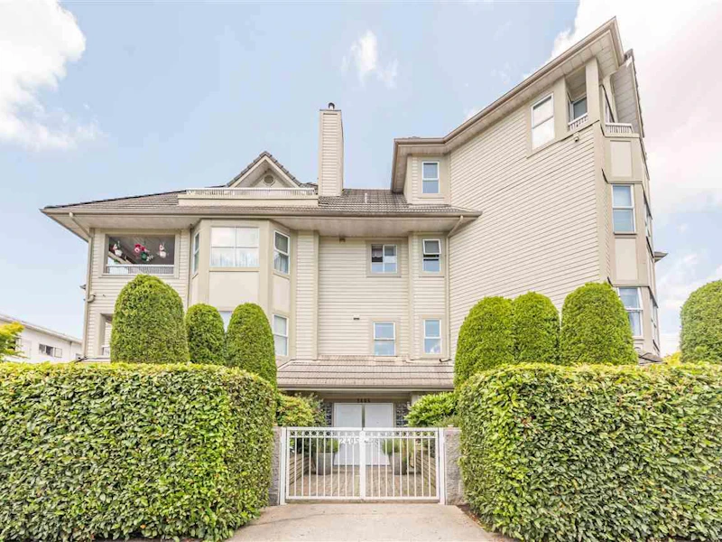 402 - 2405 W Broadway Street, Vancouver BC V6K 2E8