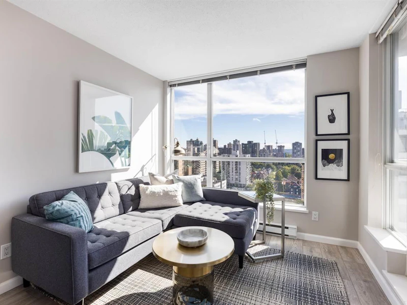 2007 - 1420 W Georgia Street, Vancouver BC V6G 3K4