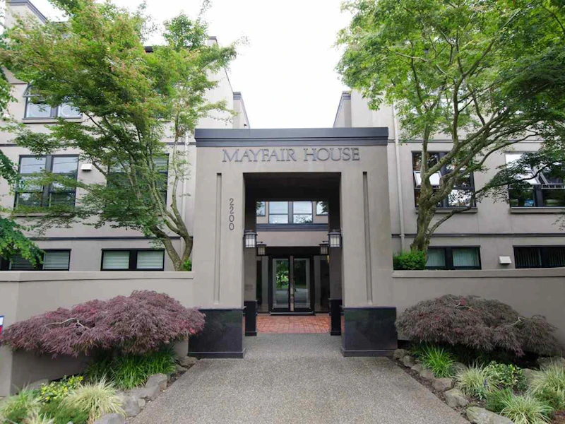201 - 2200 Highbury Street, Vancouver BC V6R 4N8
