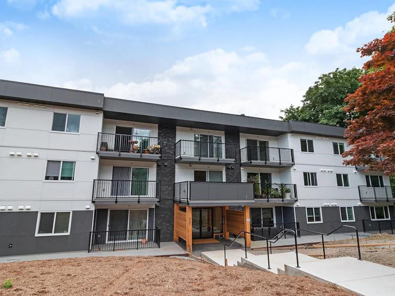 106 - 357 E 2nd Street, North Vancouver BC V7L 1C6