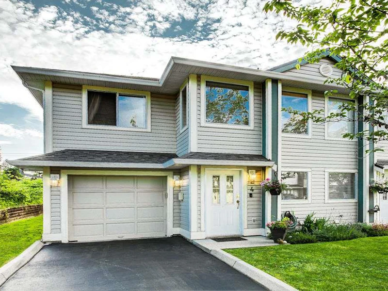 24 - 11950 232nd Street, Maple Ridge BC V2X 6T1