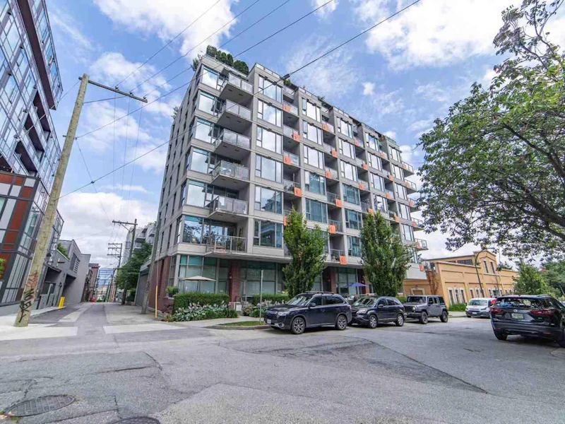302 - 251 E 7th Avenue, Vancouver BC V5Y 1L9