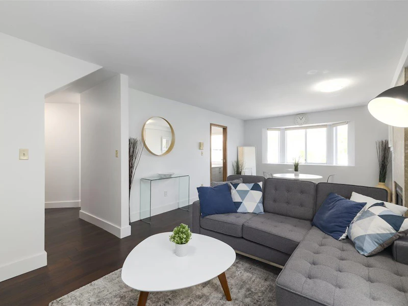 1605 E 13th Avenue, Vancouver BC V5N 2B7
