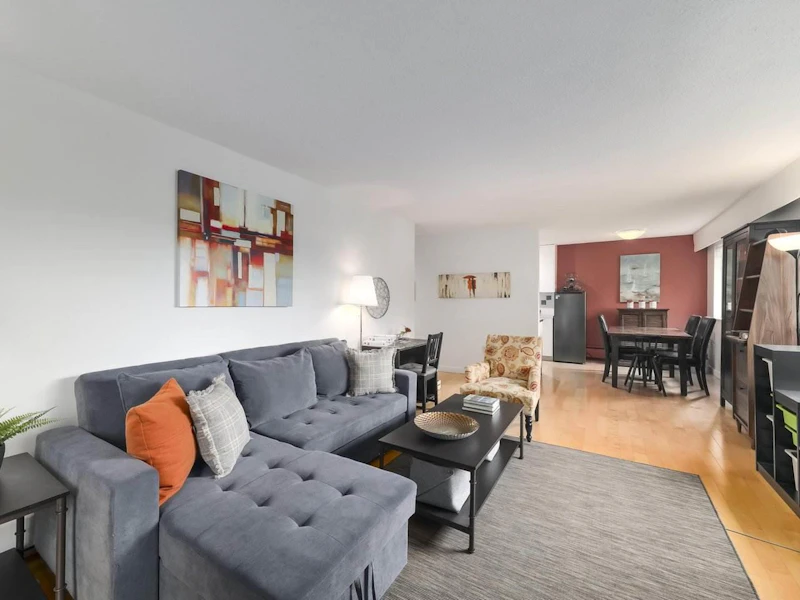 203 - 1610 Chesterfield Avenue, North Vancouver BC V7M 2N7