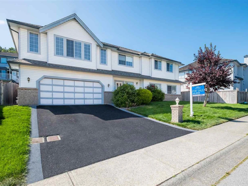 1388 Kenney Street, Coquitlam BC V3E 2R1