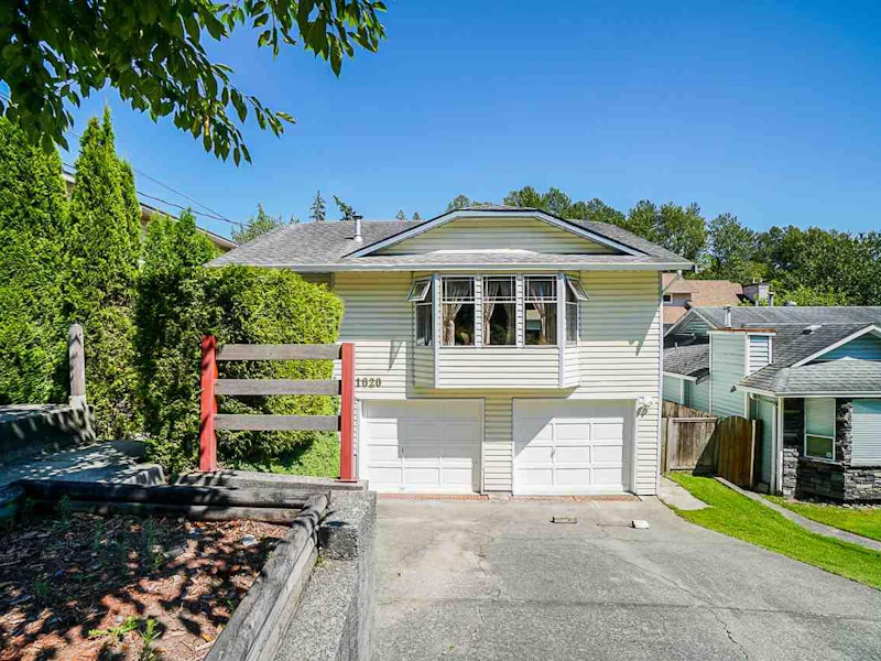 11620 225th Street, Maple Ridge BC V2X 9H6