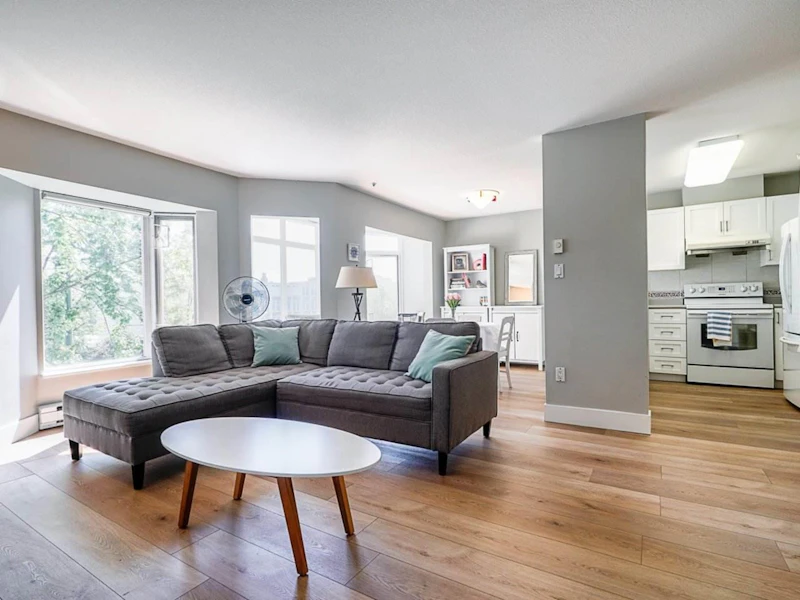 307 - 2677 E Broadway Avenue, Vancouver BC V5M 1Y6