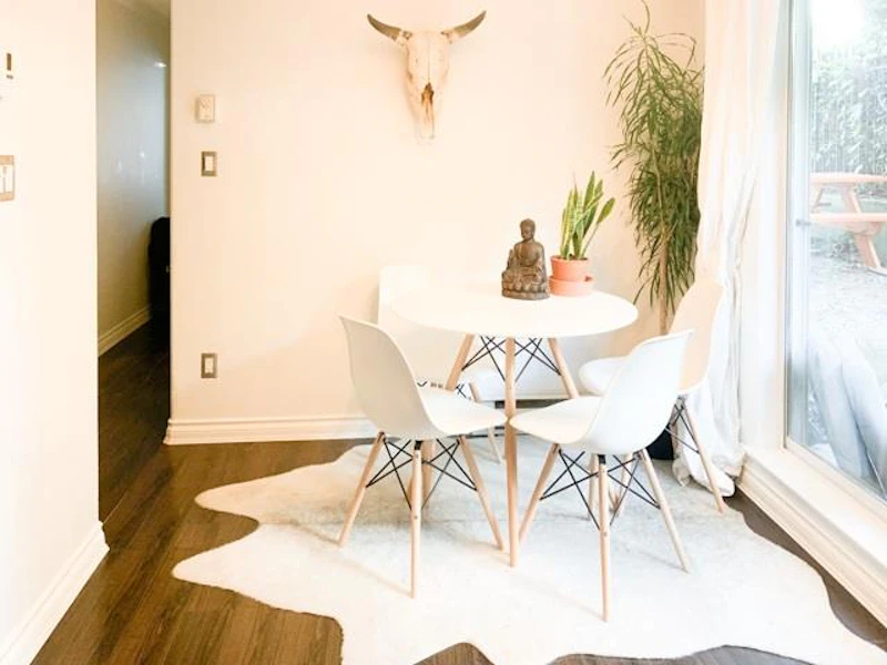102 - 29 Templeton Drive, Vancouver BC V5L 4M9