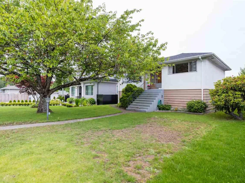 6650 Acacia Avenue, Burnaby BC V5E 3J7