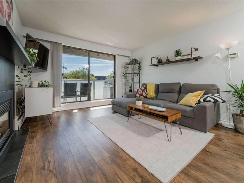 107 - 308 W 2nd Street, North Vancouver BC V7M 1E1