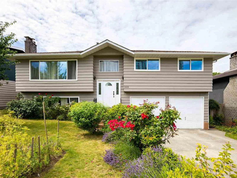 5555 Oben Street, Vancouver BC V5R 4P2