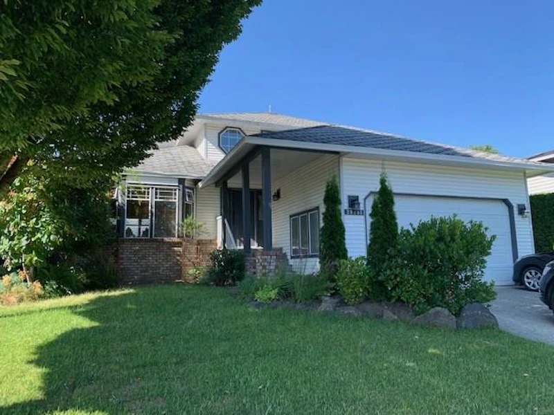 20251 121st Avenue, Maple Ridge BC V2X 9S4