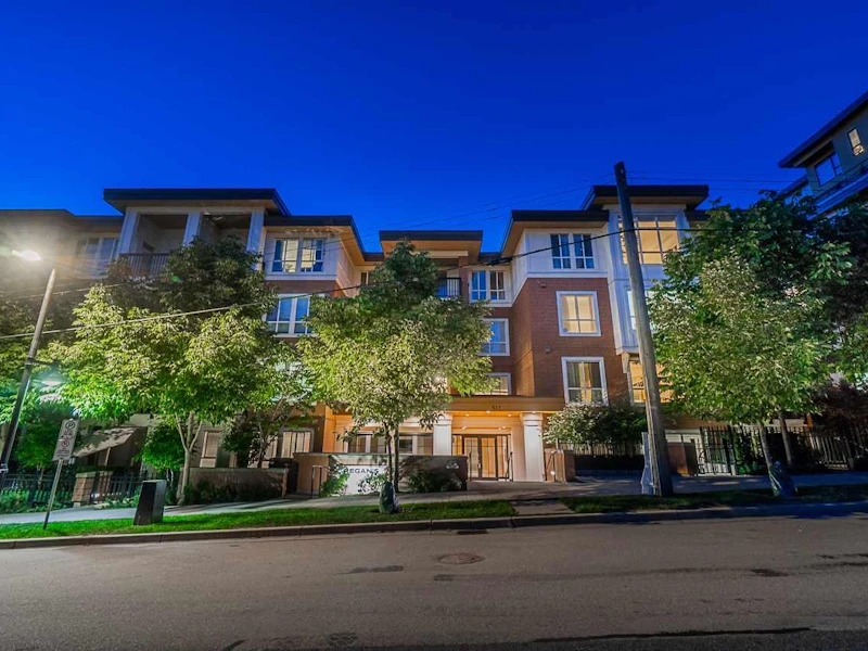 306 - 611 Regan Avenue, Coquitlam BC V3J 3A3