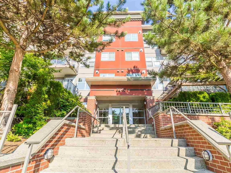 210 - 3240 St Johns Street, Port Moody BC V3H 0C1