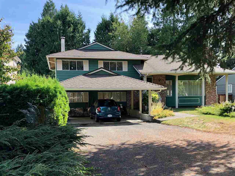 1121 Edgewood Road, North Vancouver BC V7R 1Y8