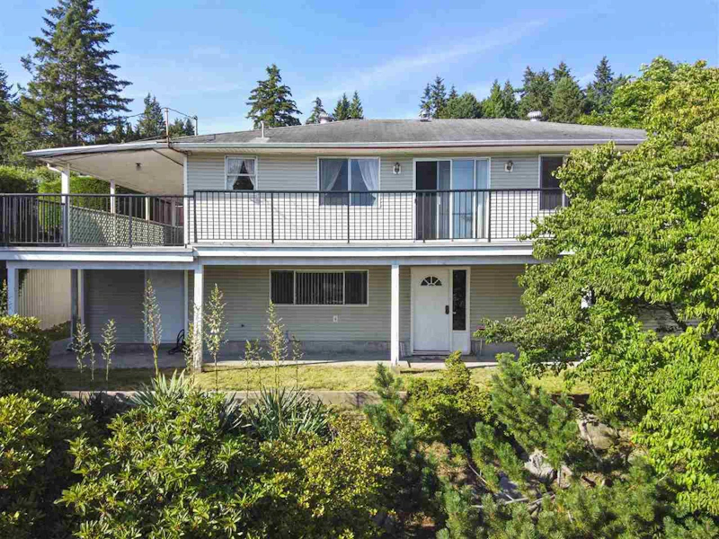 1731 Sheridan Avenue, Coquitlam BC V3K 1X2