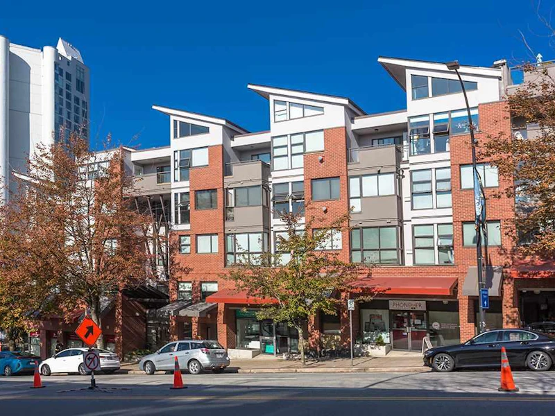 404 - 305 Lonsdale Avenue, North Vancouver BC V7M 2G3